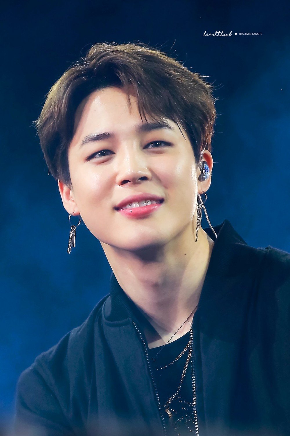 Park Jimin BTS Age, Height, Girlfriend, Income, Family, Facts, Education