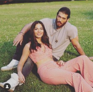 Can Yaman nad Demet Ozdemir - Celeb Face - Know Everything About Your ...