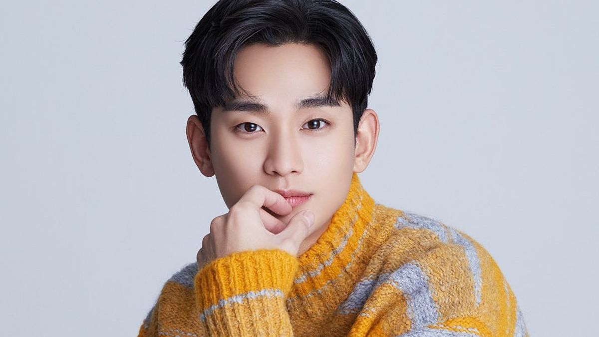 Kim Soo Hyun Age, Bio, Wife, Net Worth, Girlfriend, Instagram, Dramas